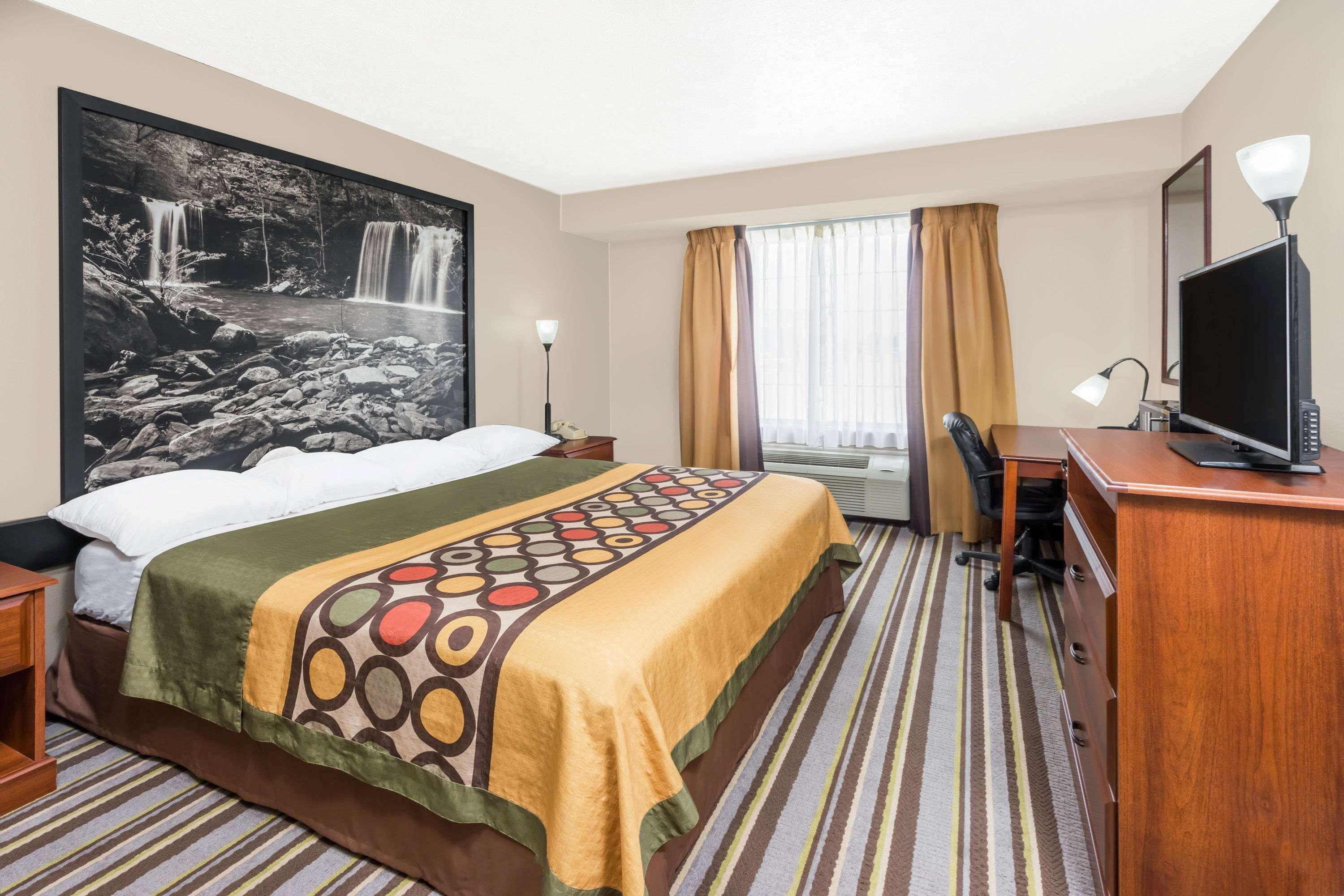 Super 8 By Wyndham Bolivar Esterno foto